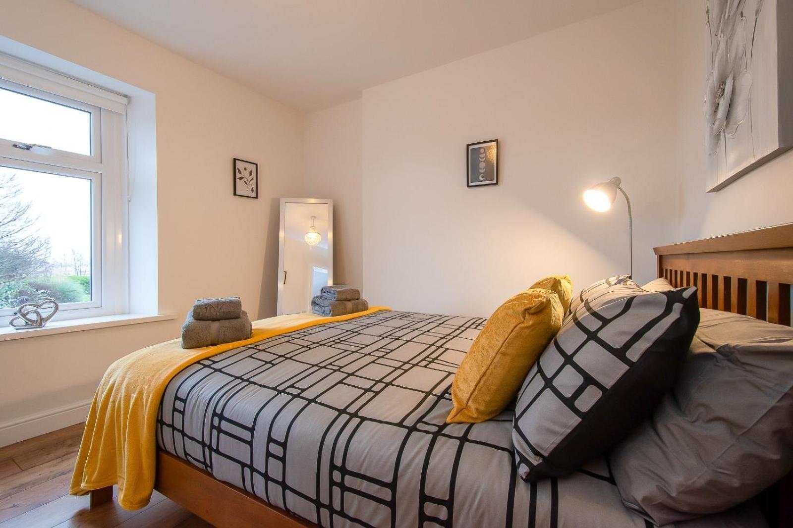 Casa One Hundred - A Beautiful 4 Bed House On The Beach Front Swansea Buitenkant foto