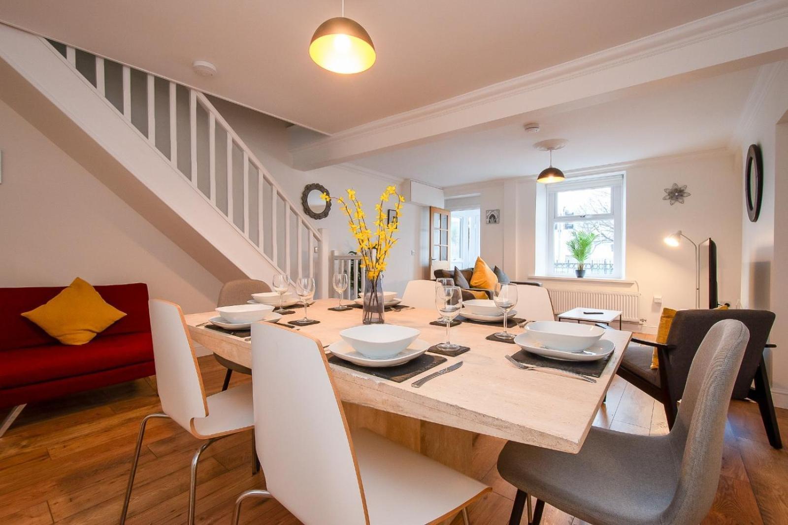Casa One Hundred - A Beautiful 4 Bed House On The Beach Front Swansea Buitenkant foto