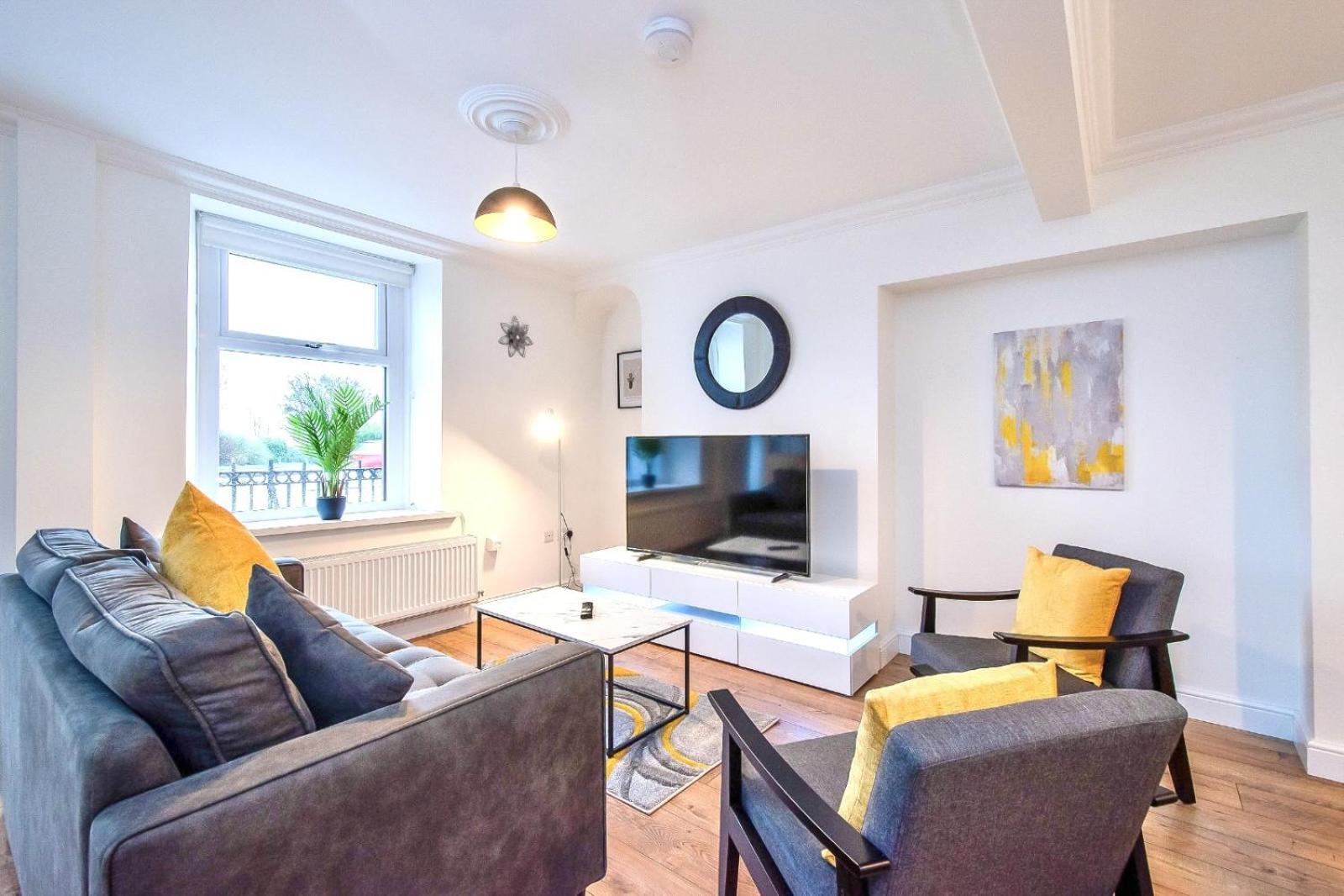 Casa One Hundred - A Beautiful 4 Bed House On The Beach Front Swansea Buitenkant foto