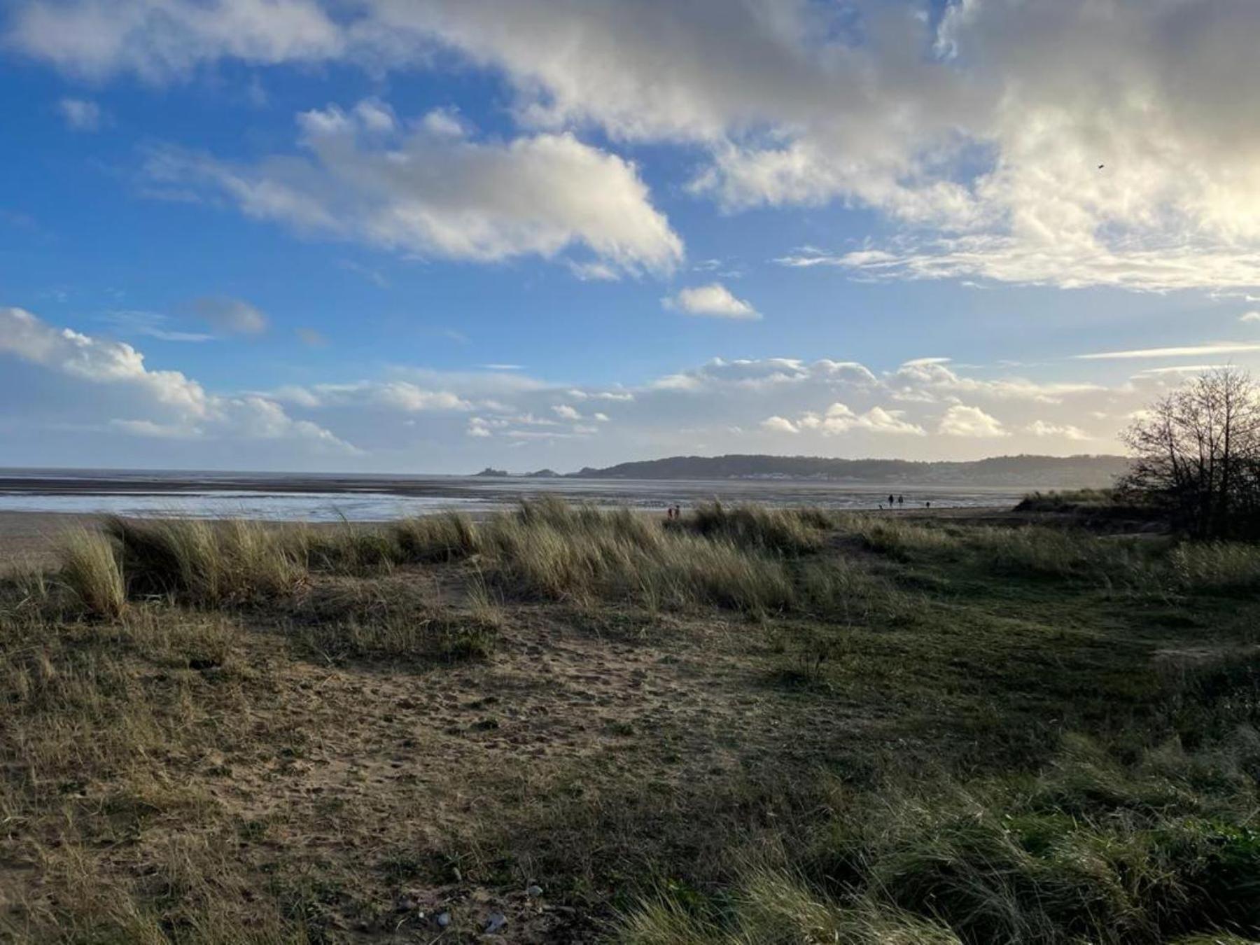 Casa One Hundred - A Beautiful 4 Bed House On The Beach Front Swansea Buitenkant foto
