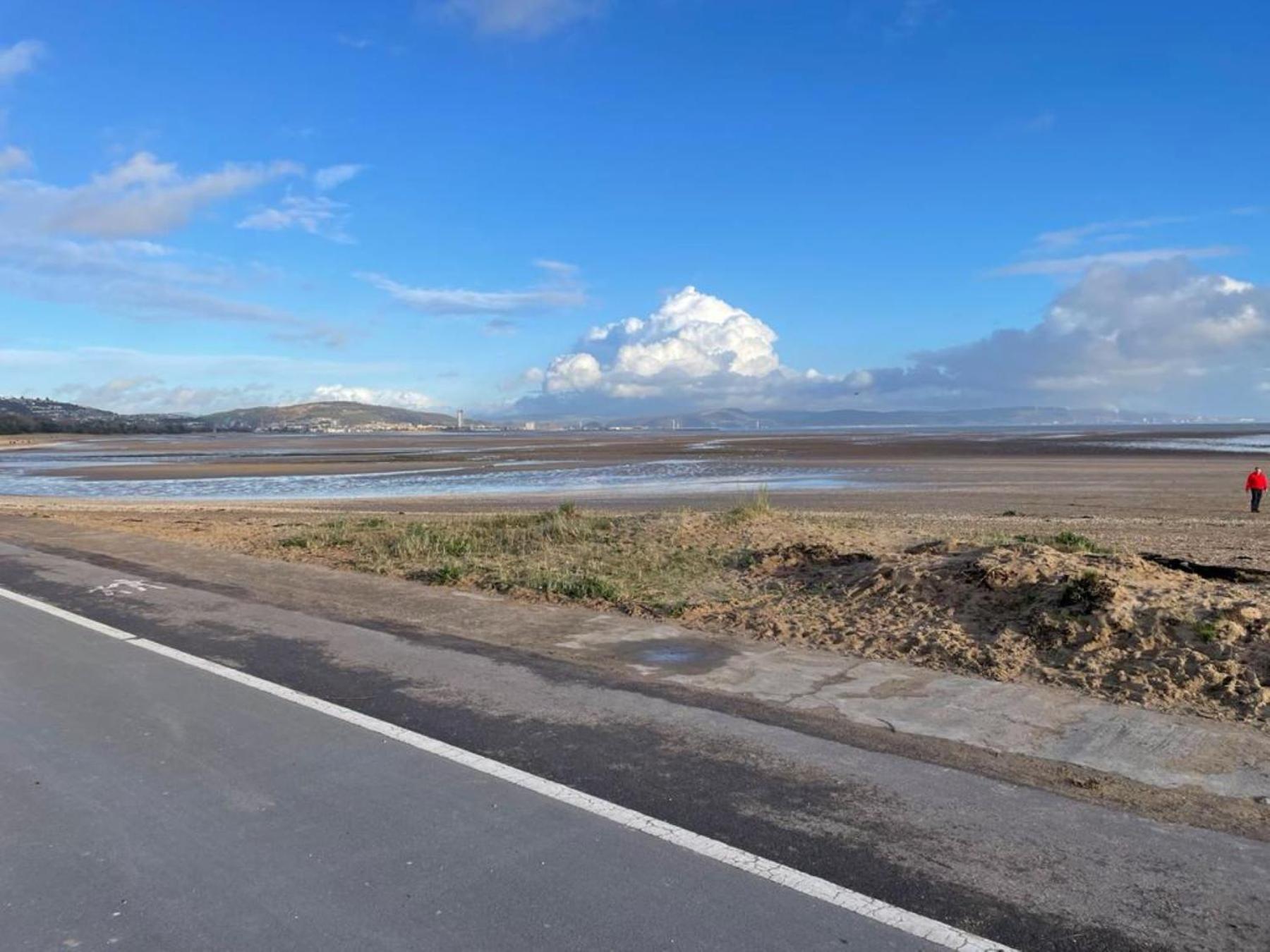 Casa One Hundred - A Beautiful 4 Bed House On The Beach Front Swansea Buitenkant foto